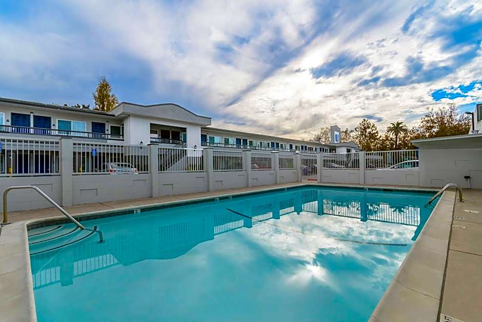 Motel 6-San Jose, CA - Convention Center