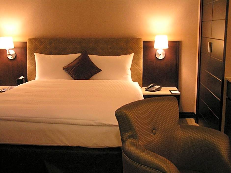 Grand Forward Hotel