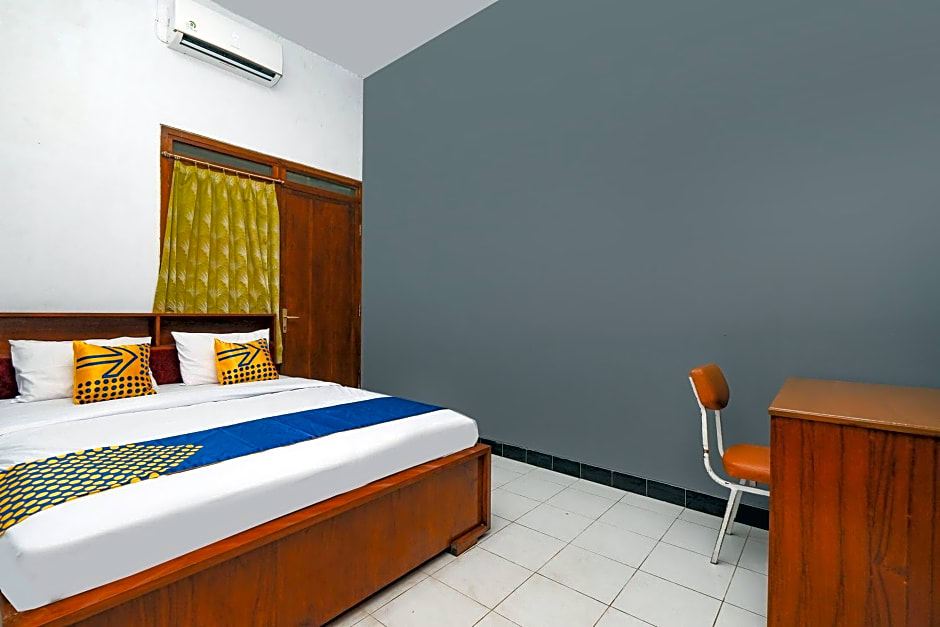 OYO 2240 Simpang Tujuh Residence