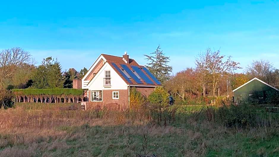 B&BOosterweg3 Studio - Free private parking