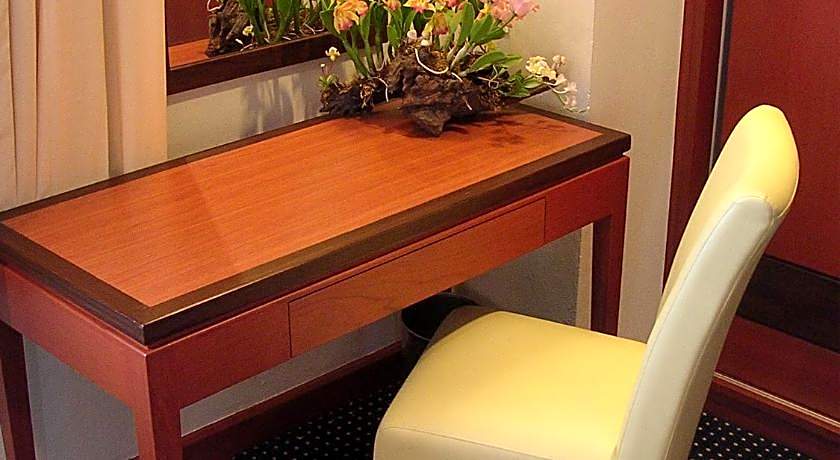 Hadyai Golden Crown Hotel