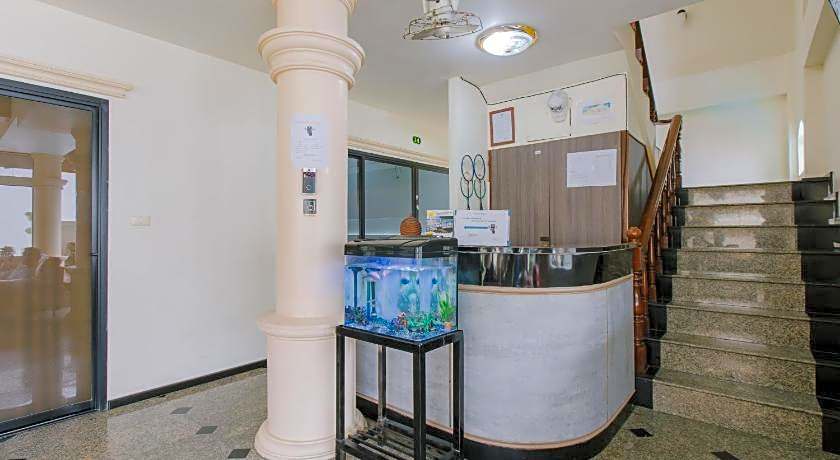 Royal Prince Residence