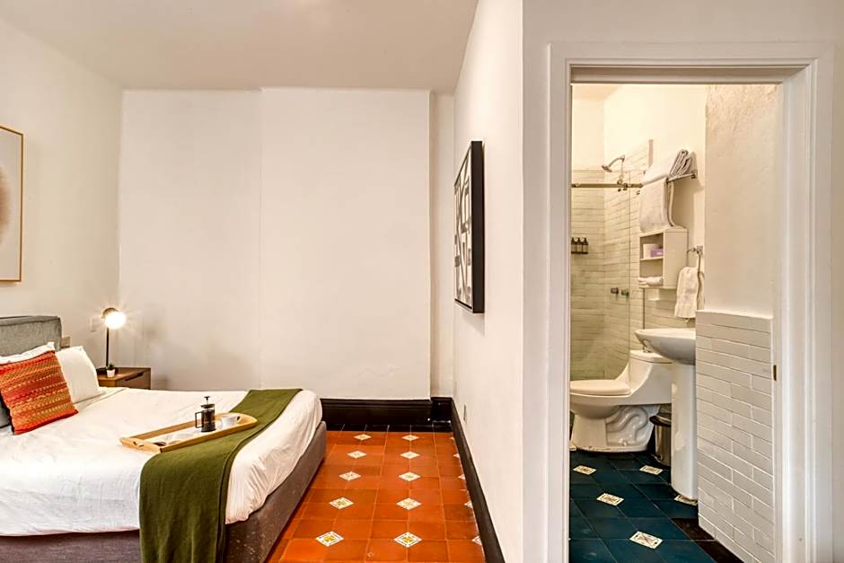 Santa Casa by Tasman