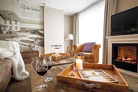 Deluxe Suite with Spa Bath