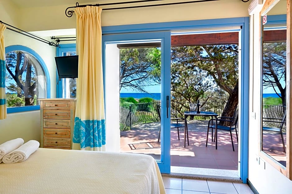 Colostrai Hotel Club