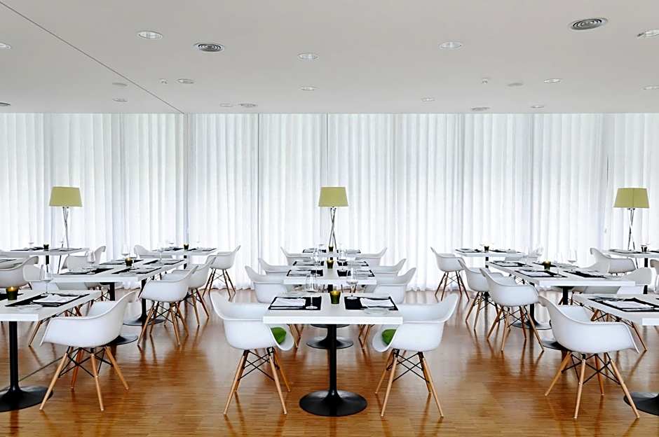 Open Village Sports Hotel & Spa Club