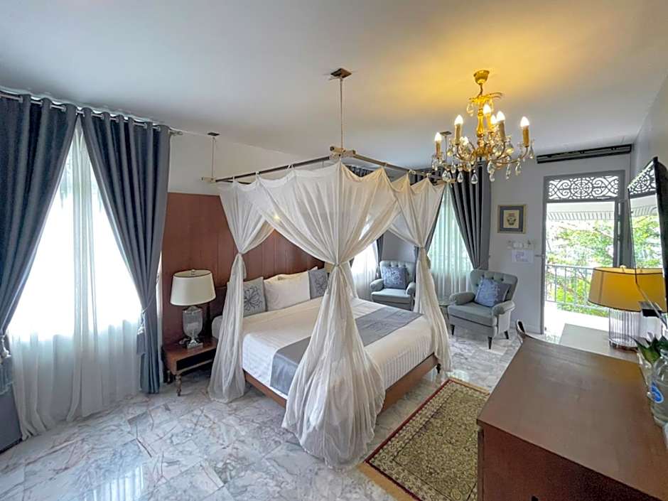 Villa Amphawa