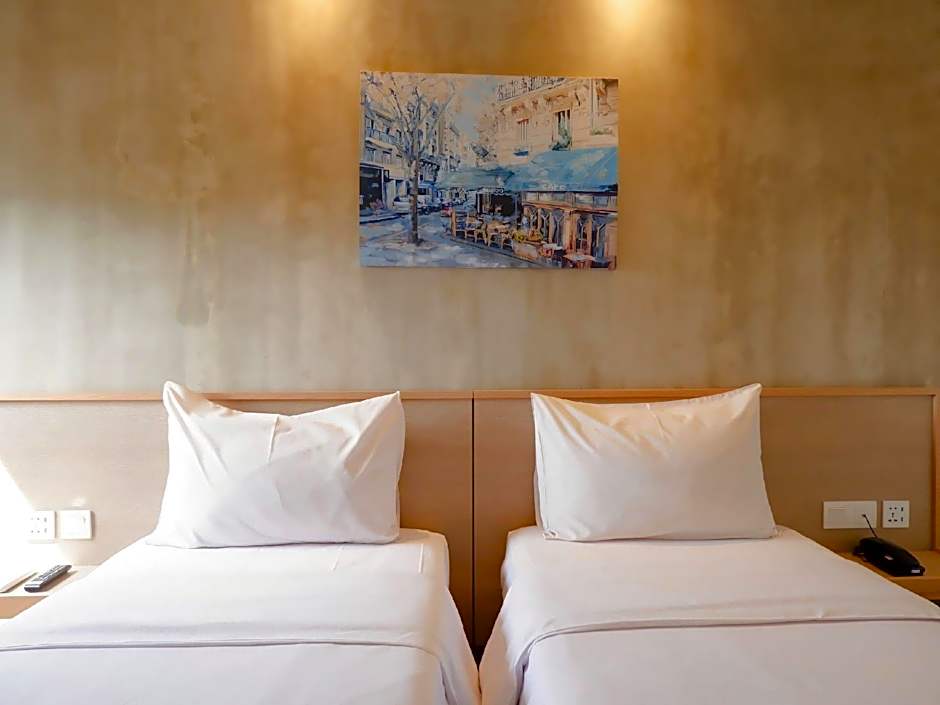 Swiss-Belexpress Cilegon