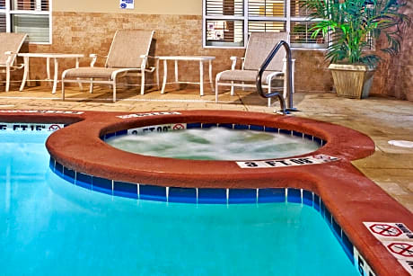 Holiday Inn Express Savannah Airport
