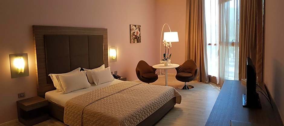 Sky Hotel Tirana