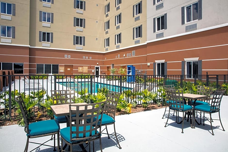Candlewood Suites Miami Executive Airport - Kendall By IHG