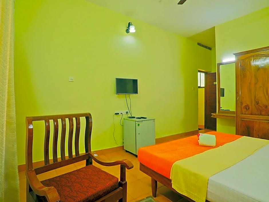 Hotel Thushara