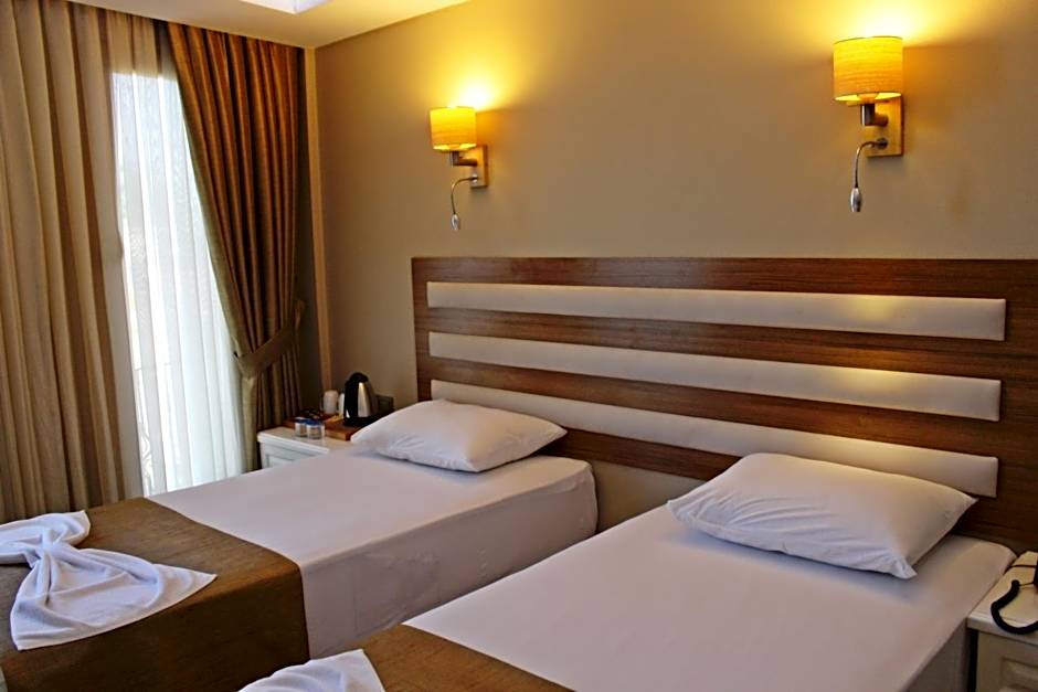 Feza Otel