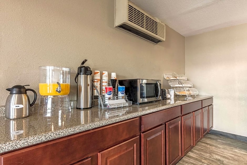 Americas Best Value Inn West Memphis – West Memphis, AR