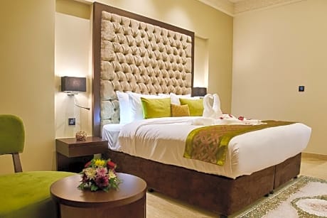 One Bedroom  Creek View