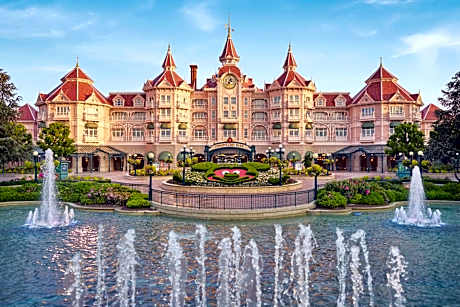 Disneyland® Hotel
