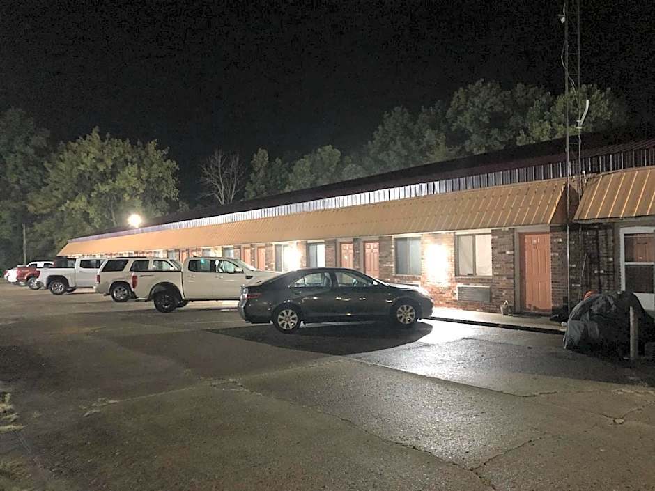 Budget Host Inn