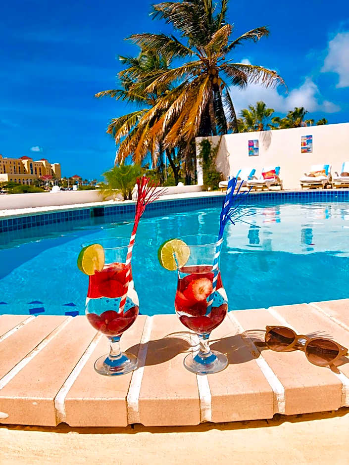 Karibu Aruba Boutique Hotel