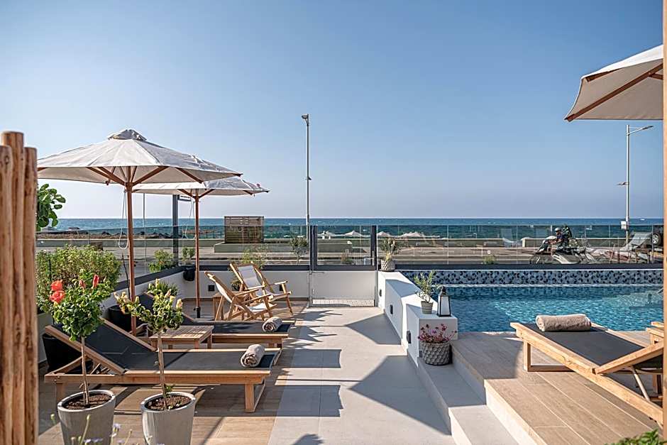 Calla Luxury Seafront Suites