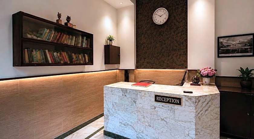 Hotel Kamal ( Nearest to Taj Mahal )
