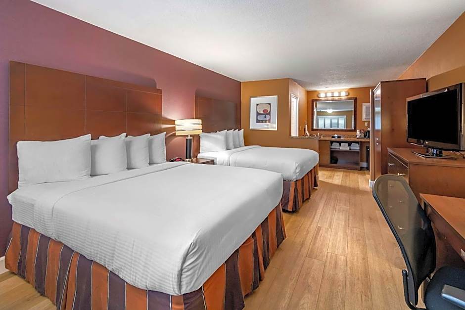 Best Western Plus Stovall's Inn