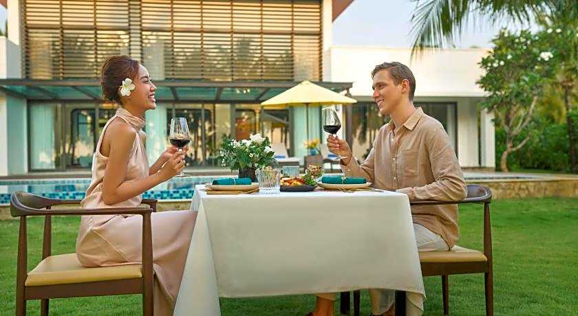 Wyndham Grand Phu Quoc