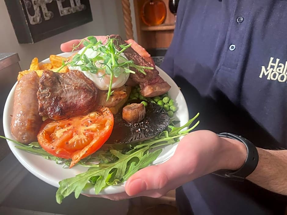 The Half Moon Inn Rushall IP21 4QD