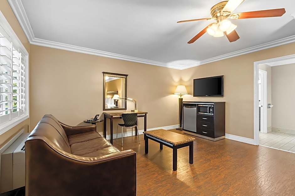 Quality Inn & Suites Santa Maria