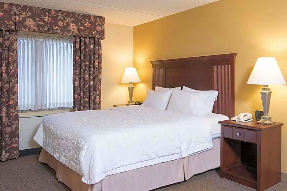 Hampton Inn By Hilton Schenectady