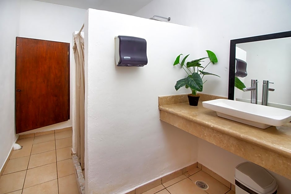 Hotel Bosque Caribe, 5th Av. Zone