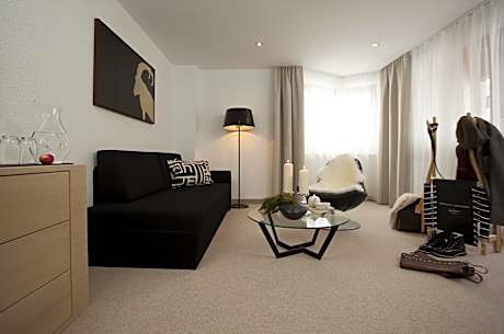 Deluxe Suite with Balcony