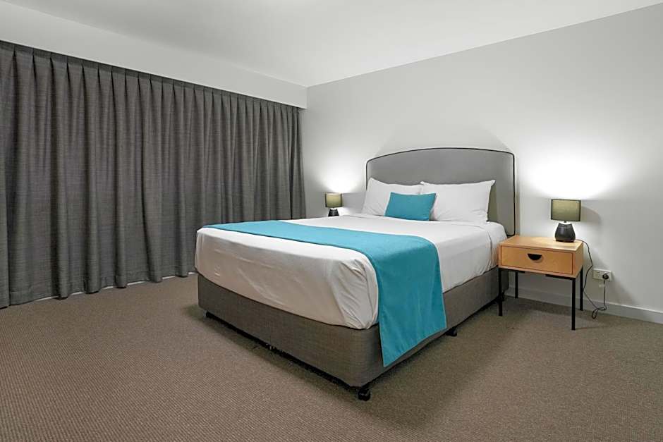 Gladstone Reef Hotel Motel