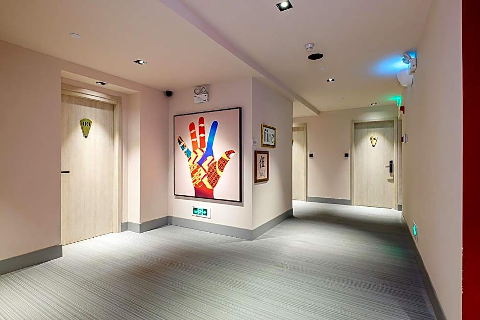 PACE HOTEL Suzhou Guanqian Branch