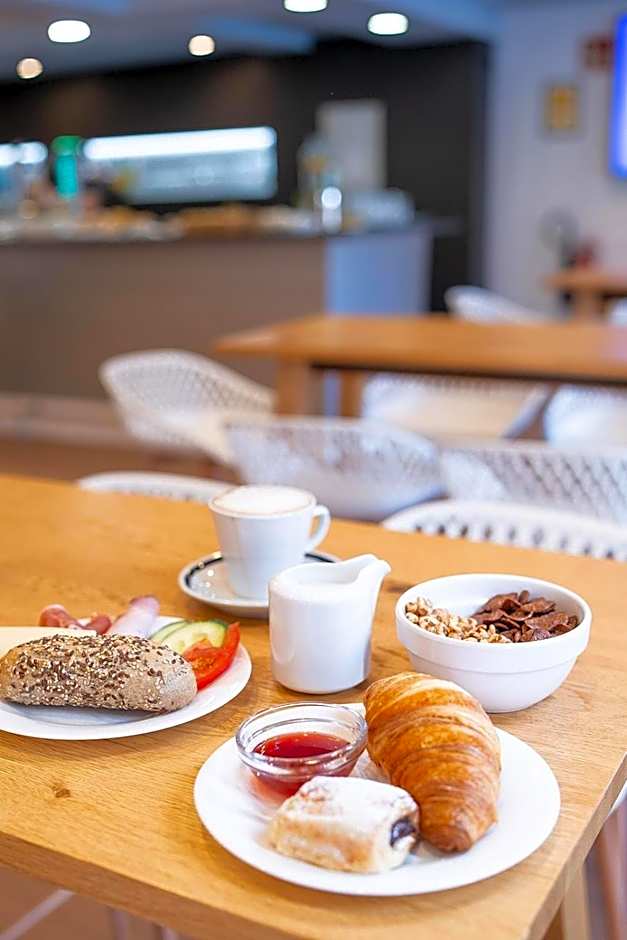 Planet Hotels BLUE - Adults Only 16 years