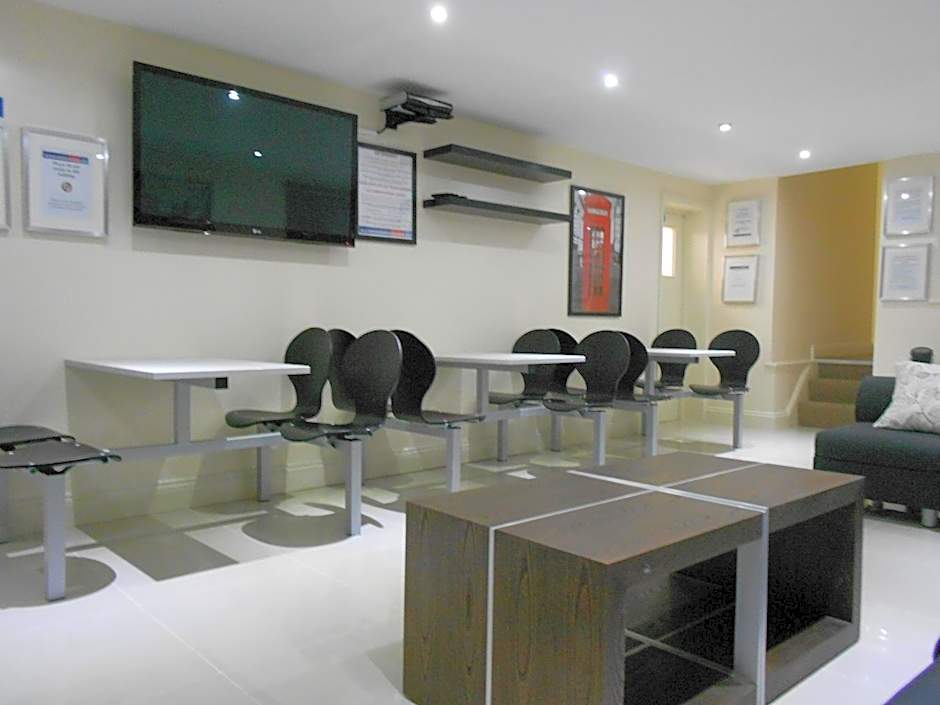 Mapesbury Hostel London