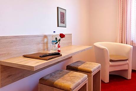 Single Room incl. "Königscard"