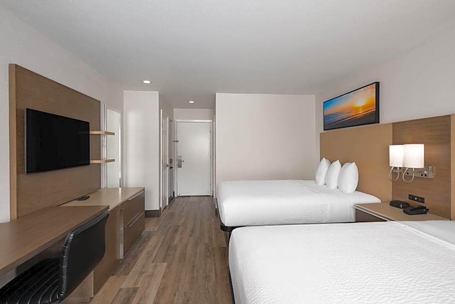 Days Inn by Wyndham Monterey Downtown