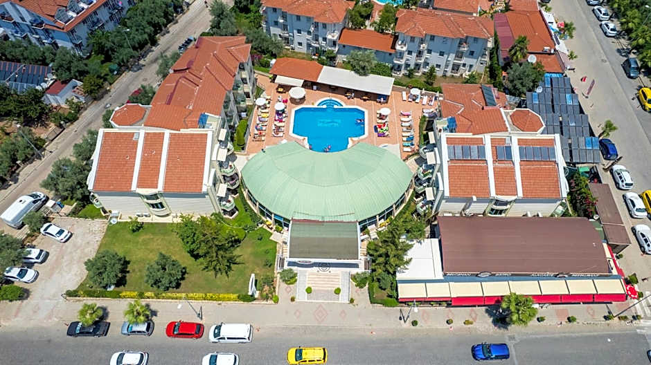 Belcehan Deluxe Hotel
