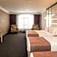 Elite World Nest Van