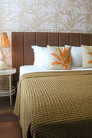 Cozy Small Double Room