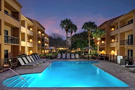 Courtyard by Marriott Jacksonville at the Mayo Clinic Campus/Beaches