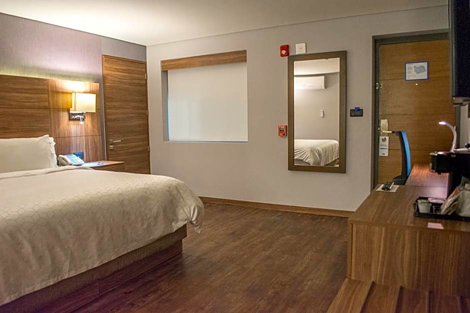 Holiday Inn Express Morelia By IHG