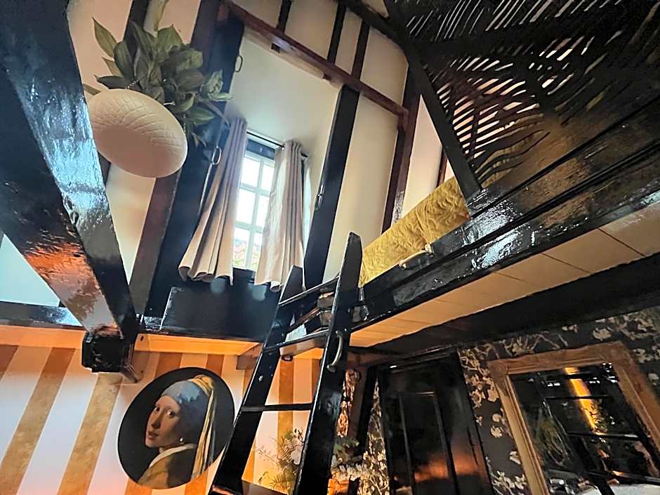 The smallest hotel in Amsterdam