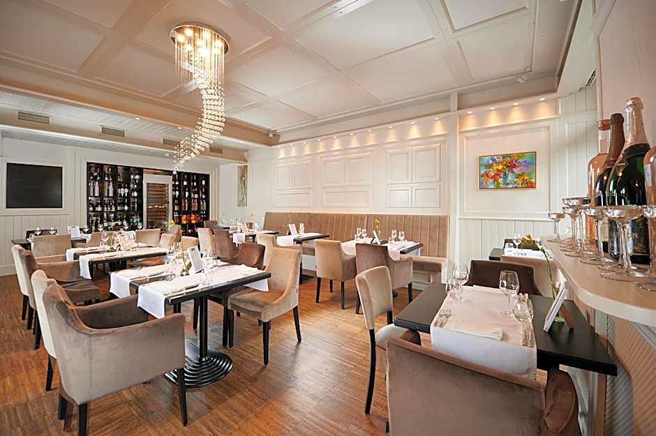 Artis Boutique Hotel