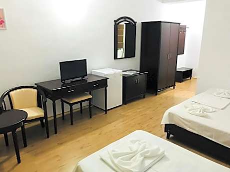 Triple Room with Sea View