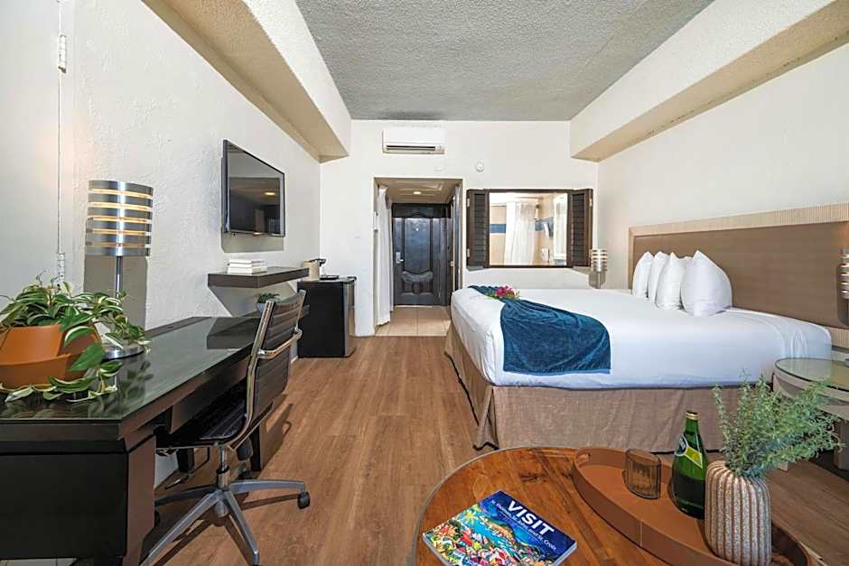Windward Passage Hotel