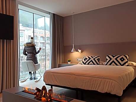 King Suite with Balcony