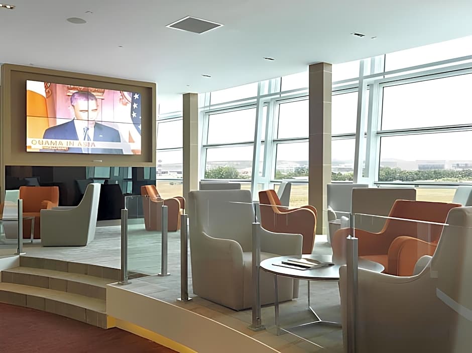 Sama-Sama Express KLIA Terminal 2 - Airside Transit Hotel