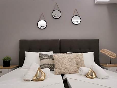 Twin Room with Balcony