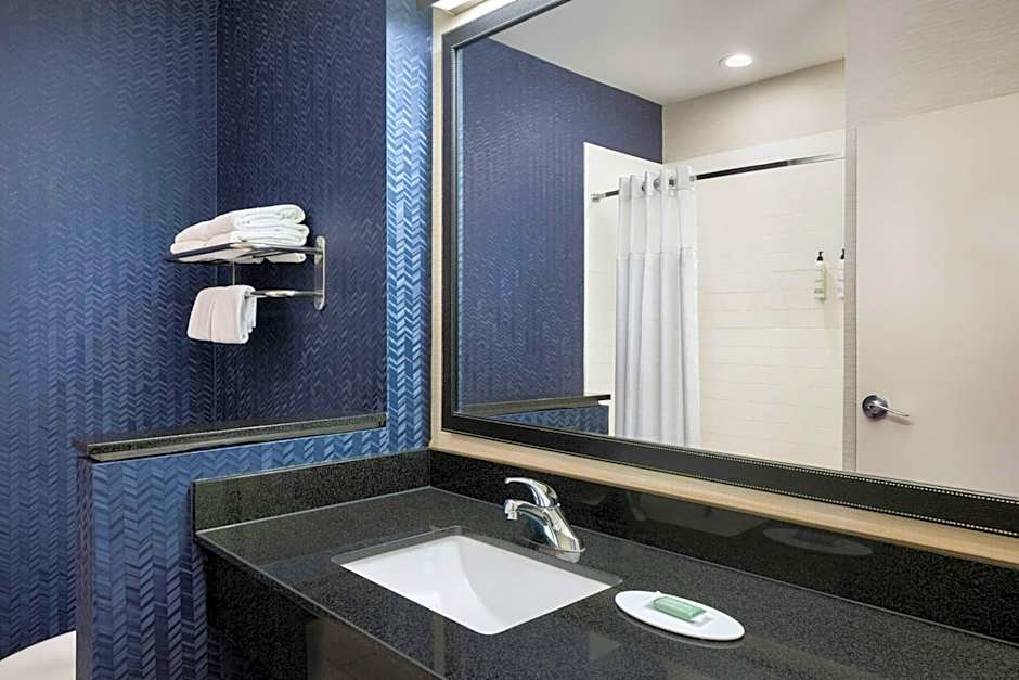 Fairfield Inn & Suites by Marriott Bowling Green
